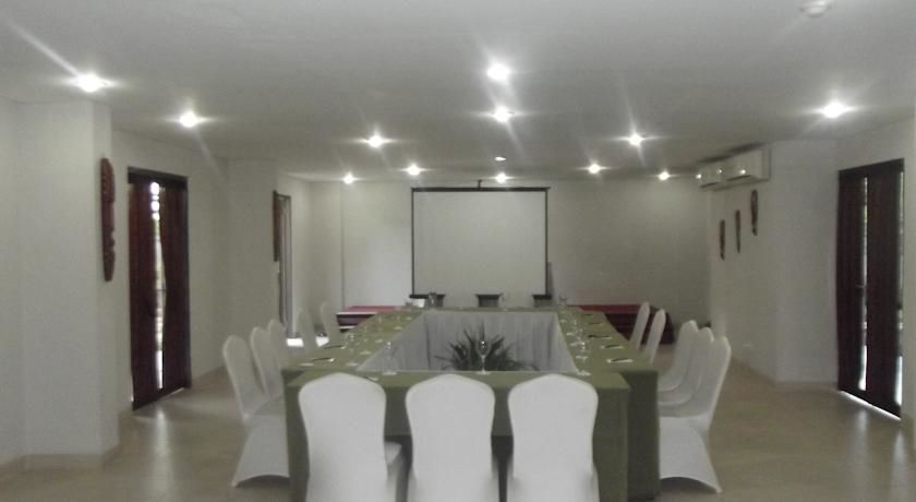 Luwansa Beach Resort Labuan Bajo Facilități foto